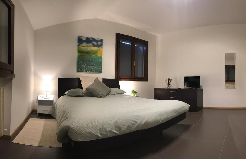 Nifty Intera Villa Con Piscina Relax, Idromassaggio E Sauna Muscletto Kültér fotó