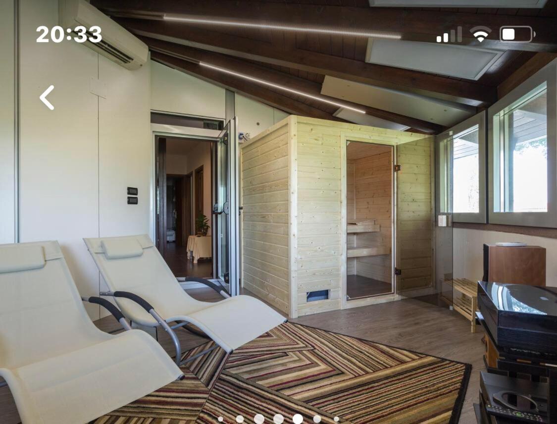 Nifty Intera Villa Con Piscina Relax, Idromassaggio E Sauna Muscletto Kültér fotó